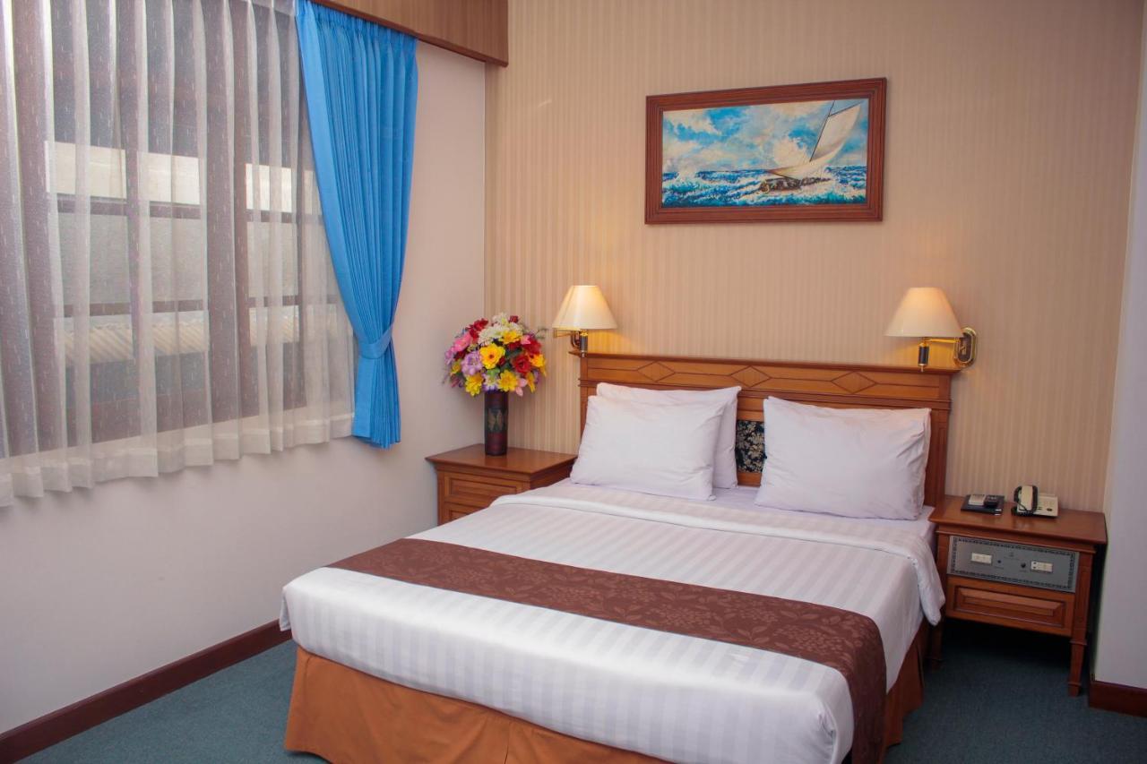 Sapta Nawa Resort 1 Gresik Eksteriør billede